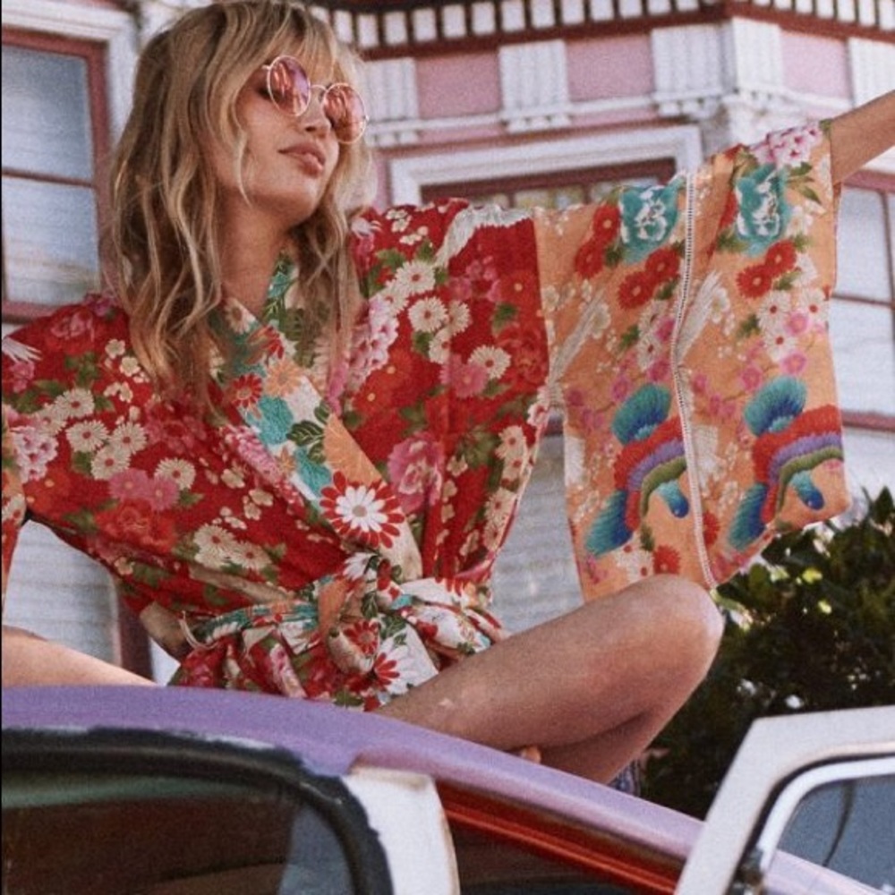 ✌🏼Spell Designs Delilah Patchwork Kimono OS - Picture 4 of 7